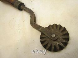 Antique Blacksmith Hand Forged Ornate Iron Wheel Pie Crimper Dough Kitchen Tool