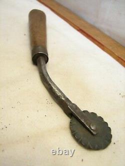 Antique Large Cent Wheel Pie Crimper Dough Kitchen Tool Hand Made Penny Makedo