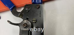 Dupont Berg HT213A Hand Crimp Crimping Tool s/n-17593 shelf q3
