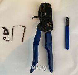 Dupont HT208A Berg Electronics Hand Crimp Tool 22 26 AWG 0.14 0.33 mm