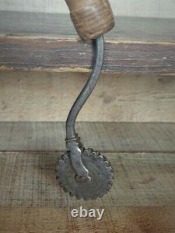 Early American Pastry Jagger Pie Crimper Hand Forged Baking Tool Signed Handle