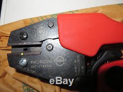 MOLEX P/N 64001-5200 Ratchet Hand Crimp Tool