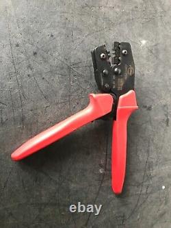 Molex 63811-7500 Ratcheting Hand Crimp Tool