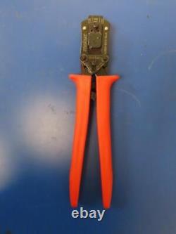 Molex HAND CRIMP TOOL 63823-8300 REV. A