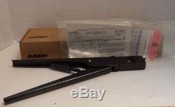 Te Connectivity Amp Ratcheting Hand Crimping Tool, P/n 90302-1