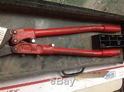 Thomas & Betts Co TBM-8 Wire Lug Crimper Hand Tool with 14 Dies in Box #7195A