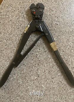 Vintage AMP Hand Crimp Tool-Cable Ratchet Crimper-22-16 AWG- Model 47386